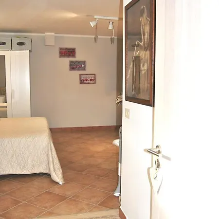 Casa Di Moni Bed & Breakfast *